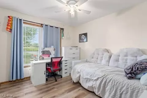Bedroom - 1740 Reimer Rd, Wadsworth, OH 44281 photo 4 of 7