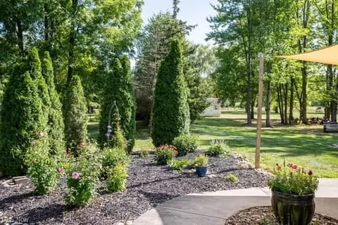 Exterior - 1740 Reimer Rd, Wadsworth, OH 44281 photo 4 of 6