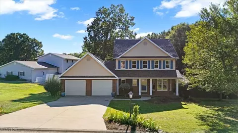 45 Simmons Cove Rd, Vincent, OH 45784