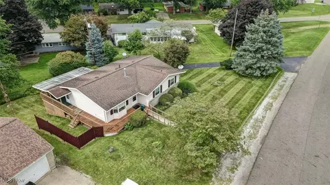 313 Manor Ave NW, Canton, OH 44708 photo 6