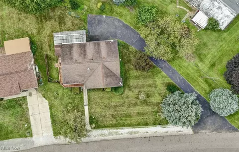 313 Manor Ave NW, Canton, OH 44708 photo 5