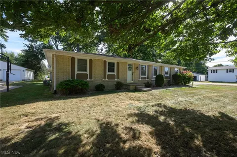 3620 Cain St NW, North Canton, OH 44720