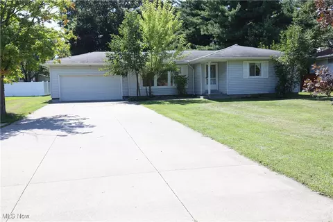 16155 Shurmer Rd, Strongsville, OH 44136