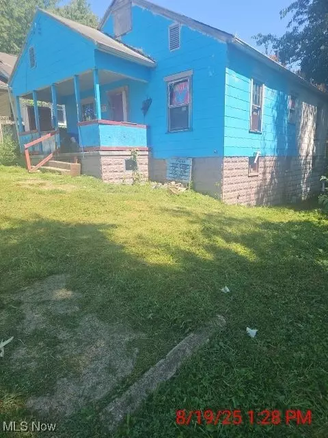 428 Gray St, Zanesville, OH 43701