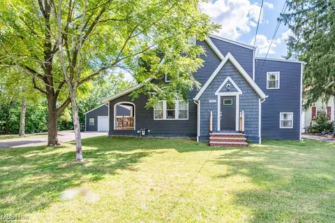 22 Fell Ave, Northfield, OH 44067