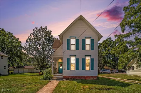 538 W Smith Rd, Medina, OH 44256