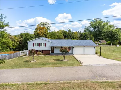 148 Oak Dr, Dillonvale, OH 43917 photo 2