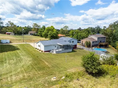 148 Oak Dr, Dillonvale, OH 43917 photo 6