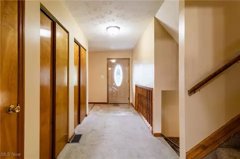 148 Oak Dr, Dillonvale, OH 43917 photo 8
