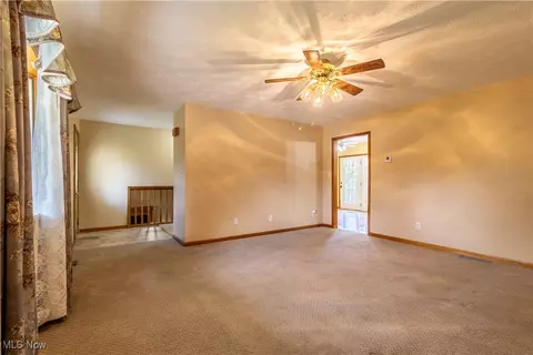 148 Oak Dr, Dillonvale, OH 43917 photo 17