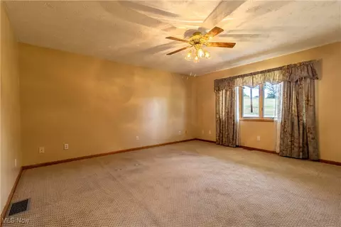 148 Oak Dr, Dillonvale, OH 43917 photo 16