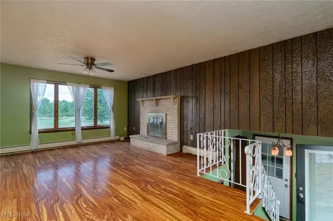 6747 Giddings Rd, Rootstown, OH 44272 photo 5