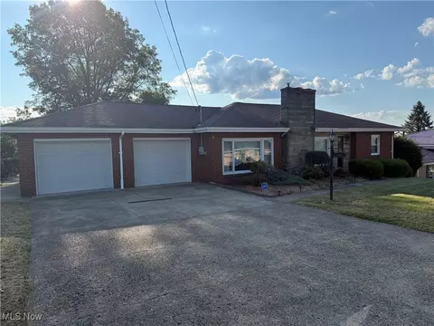 115 Orchard Dr, Saint Clairsville, OH 43950