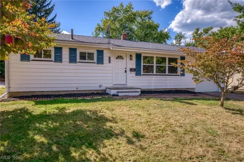 327 Fairlawn Ave SW, Massillon, OH 44646