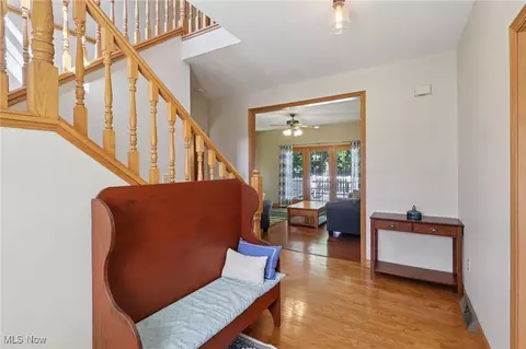 Entry Way - 406 Ivanhoe Ave, Wadsworth, OH 44281 photo 1 of 4