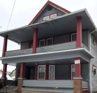 3296 W 99th St, Cleveland, OH 44102