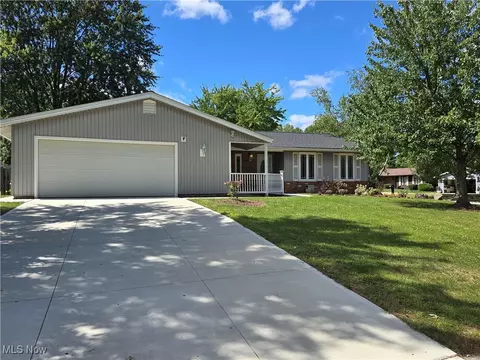7664 Gerald Dr, Cleveland, OH 44130