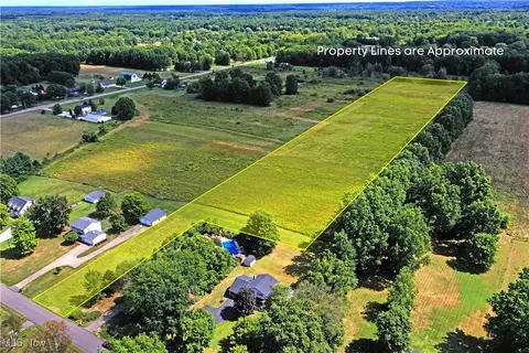 Pierce Road, Warren, OH 44481