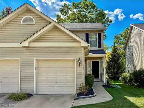 585 Birch Hill Dr, Medina, OH 44256