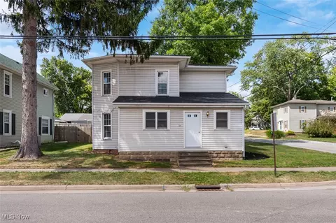 29 Mill St N, Dalton, OH 44618