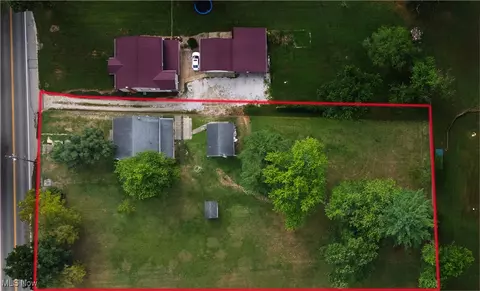 617 Johnson Ave, Dennison, OH 44621 photo 11