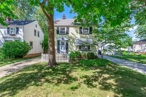 20688 Belvidere Ave, Fairview Park, OH 44126