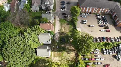65 S Adams St, Akron, OH 44304