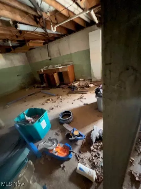 Entry Way - 62 Engine, Reader, WV 26167 photo 3 of 4