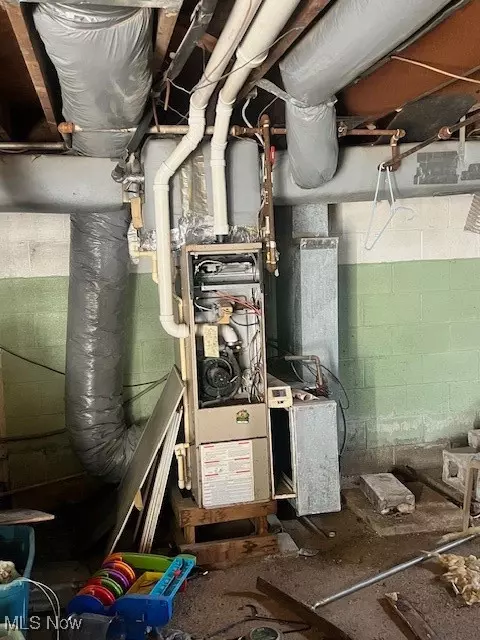 Entry Way - 62 Engine, Reader, WV 26167 photo 4 of 4