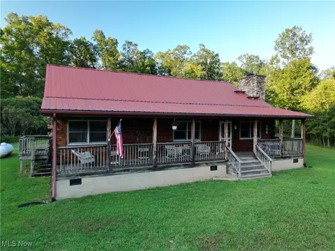 1271 Sundance Rd, Ivydale, WV 25113