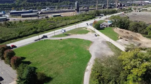 1620 Main St, Follansbee, WV 26037