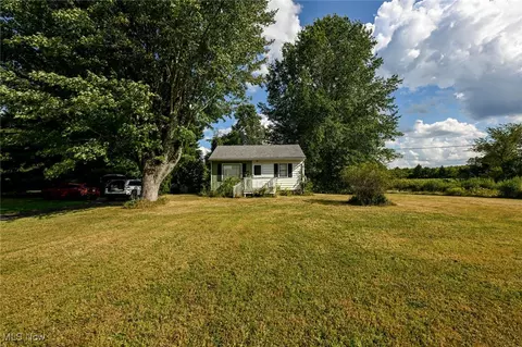 9694 State Route 88, Garrettsville, OH 44231