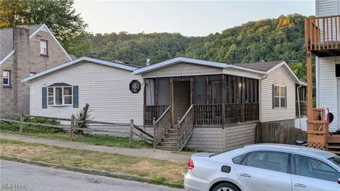 514 Bennett St, Bridgeport, OH 43912