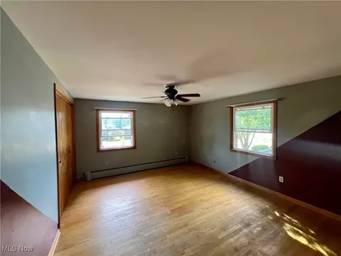 1250 Bell Ct, Elyria, OH 44035 photo 8