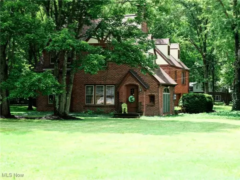 3101 Ridgehill Ave, Alliance, OH 44601