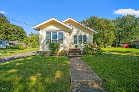 630 Mill St, Conneaut, OH 44030