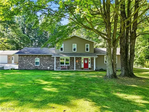 1457 Fox Lake Rd, Wooster, OH 44691