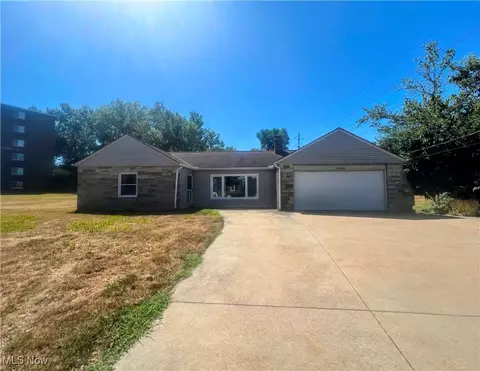 34040 Ridge Rd, Willoughby, OH 44094