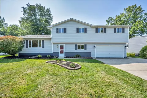 38654 Bell Rd, Willoughby, OH 44094