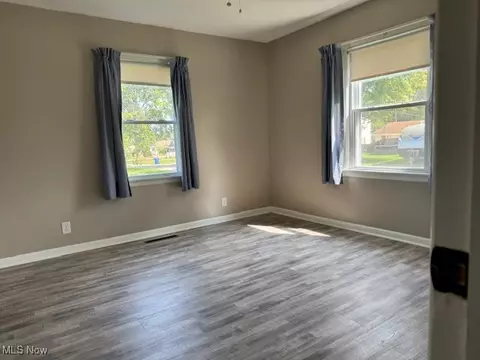Bedroom - 2045 E 42nd St, Ashtabula, OH 44004 photo 1 of 2