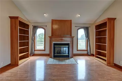 10870 County Road 6, Killbuck, OH 44637 photo 5
