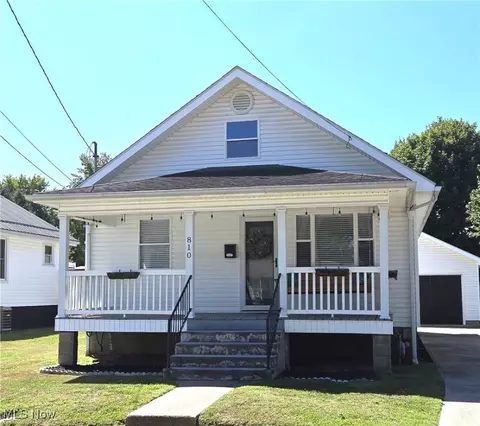810 34th St, Vienna, WV 26105