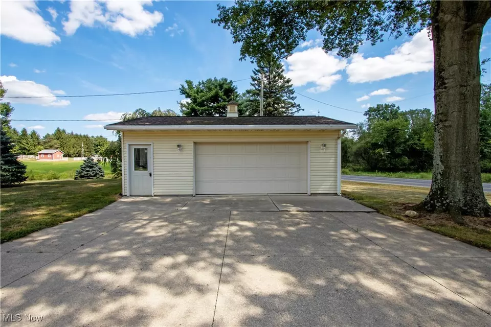  14990 Back Massillon Rd, Orrville, OH 44667 photo 6