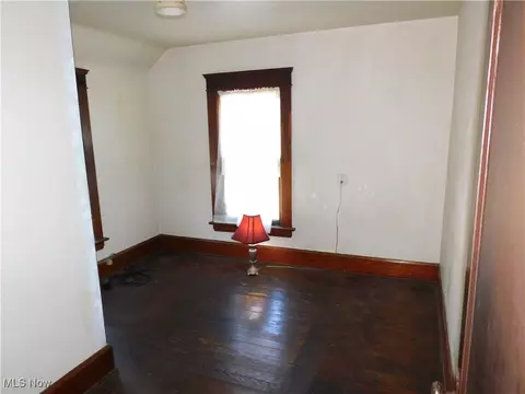 Bedroom - 730 W 57th St, Ashtabula, OH 44004 photo 3 of 3