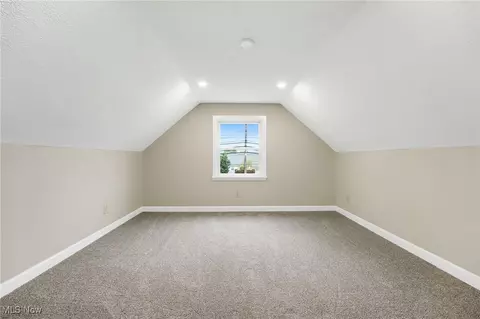 29601 Lakeshore Blvd, Willowick, OH 44095 photo 18