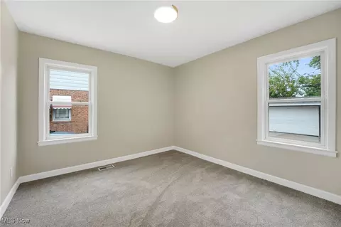 29601 Lakeshore Blvd, Willowick, OH 44095 photo 13