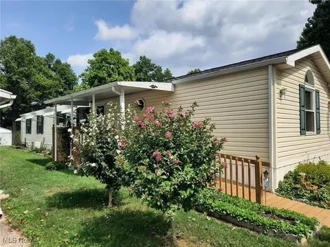 32 Terrace Dr, Ashland, OH 44805