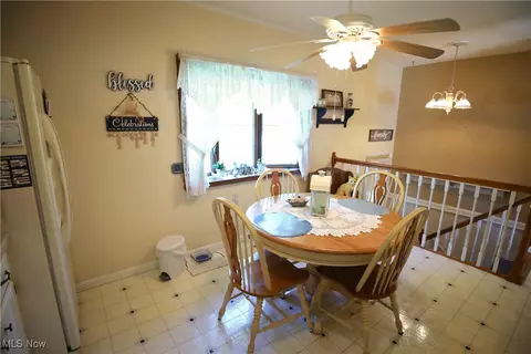 7018 Freeland Dr, Elyria, OH 44035 photo 9