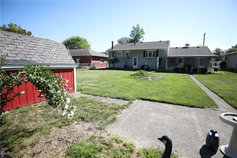 7018 Freeland Dr, Elyria, OH 44035 photo 24