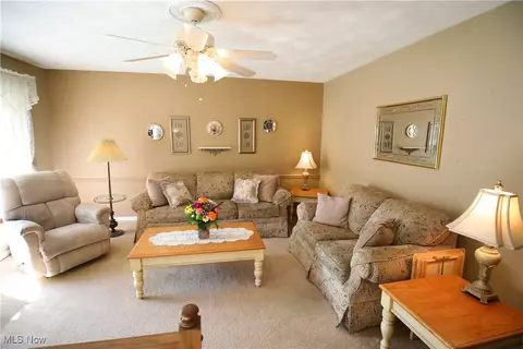 7018 Freeland Dr, Elyria, OH 44035 photo 5